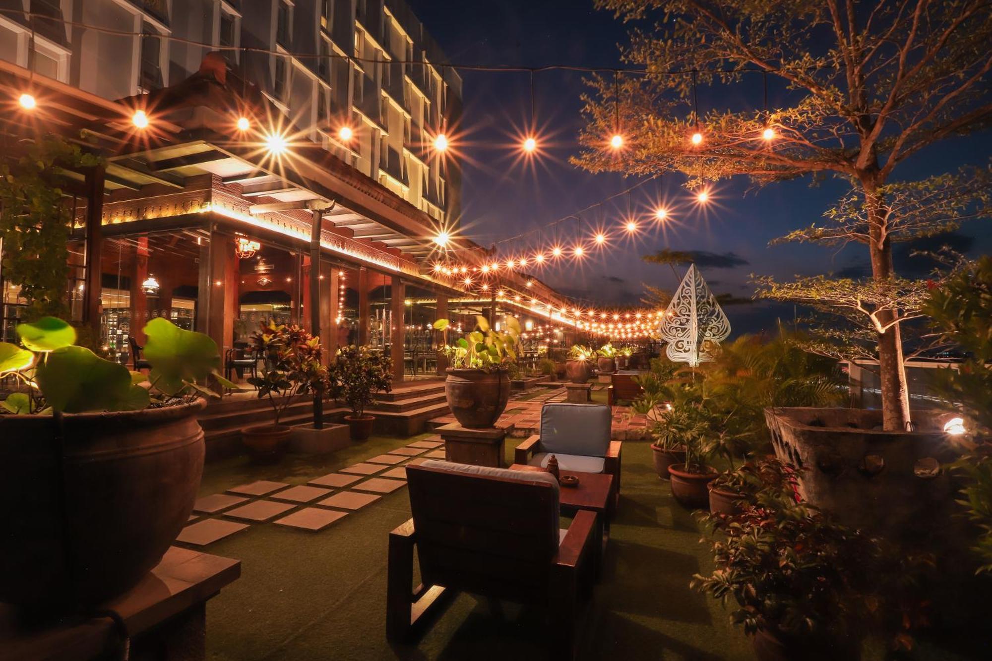 Swiss-Belinn Saripetojo Solo Экстерьер фото