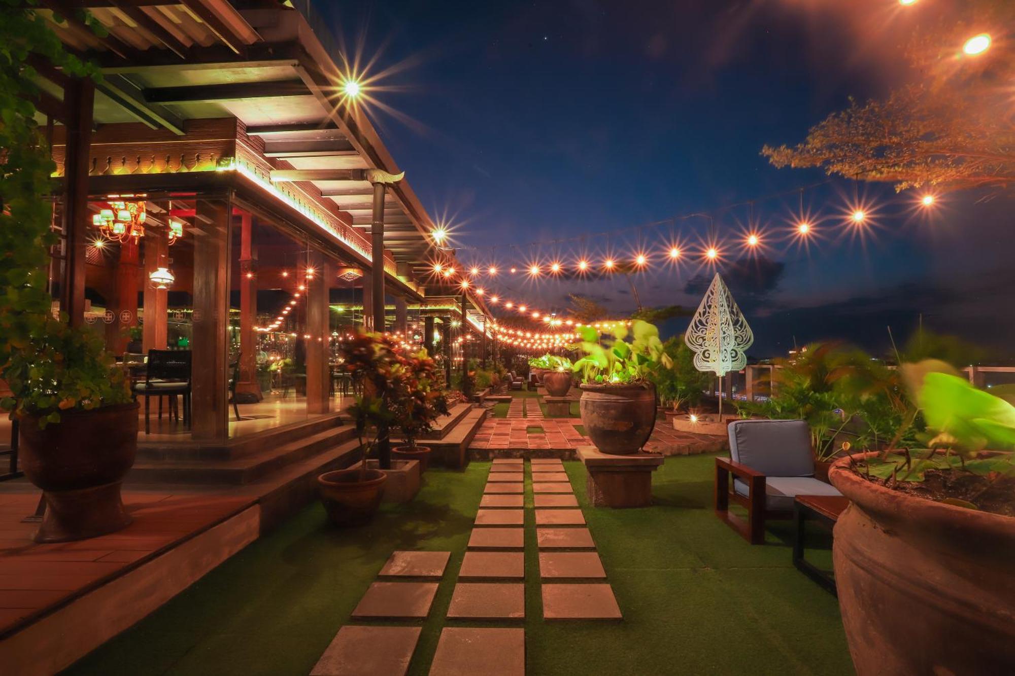 Swiss-Belinn Saripetojo Solo Экстерьер фото